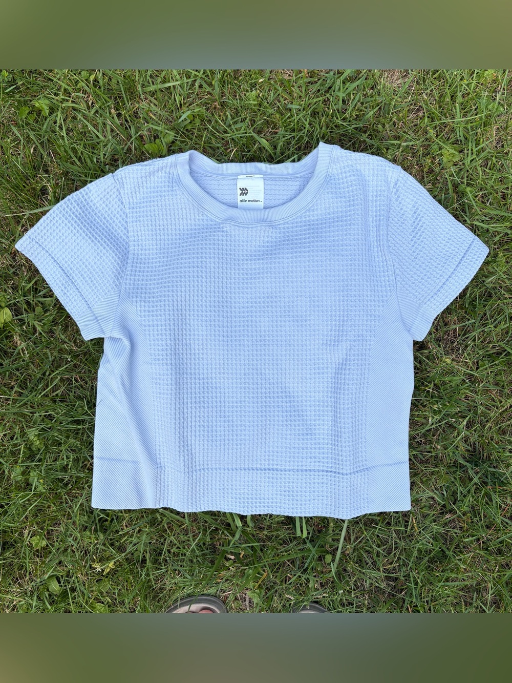 NWOT All in Motion Baby Blue Athletic Top Size Medium